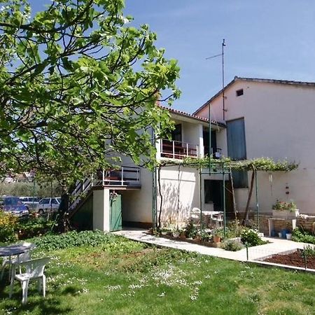 Apartman Milena Pula Exterior foto